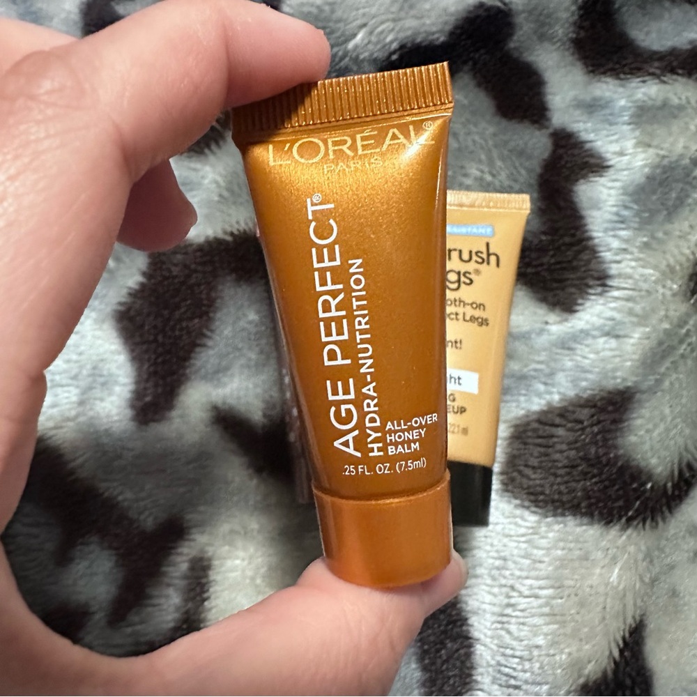 Self Tan Sample Bundle - Picture 2 of 5